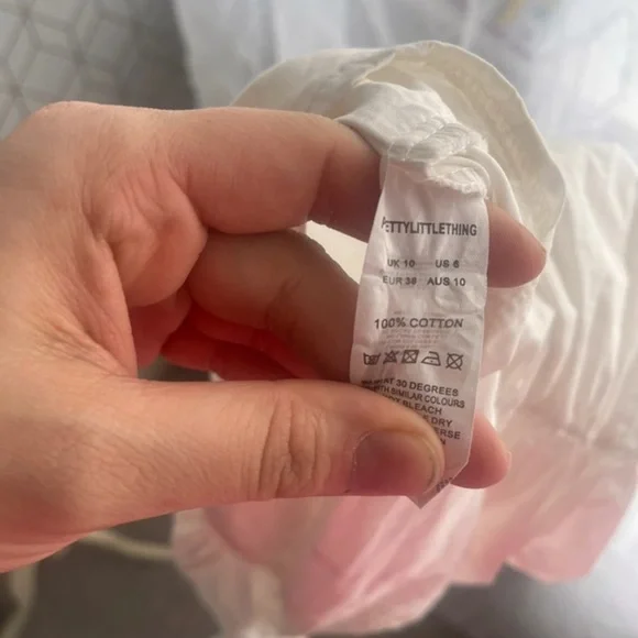 WHITE PrettyLittleThing crop top shirt , M / 10 - Picture 8 of 13